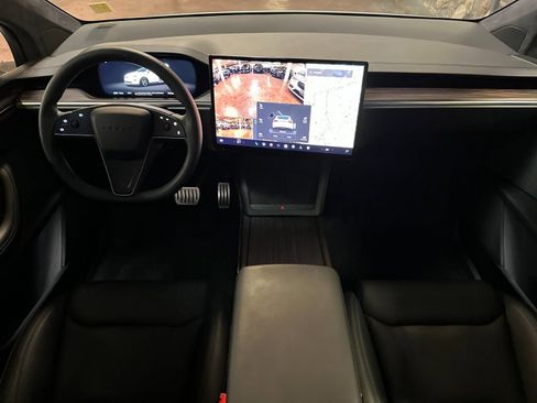 Used 2024 Tesla Model X AWD/4WD image 12