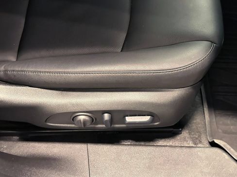 Used 2024 Chevrolet Malibu LT FWD image 25