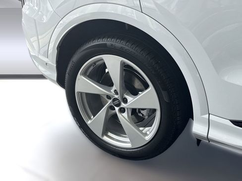 Used 2025 Audi Q5 Prestige image 20