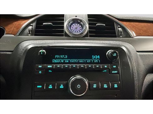 Used 2011 Buick Enclave CXL FWD image 14
