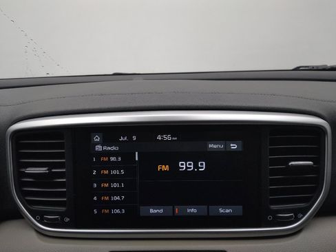 Used 2021 Kia Sportage LX FWD image 25