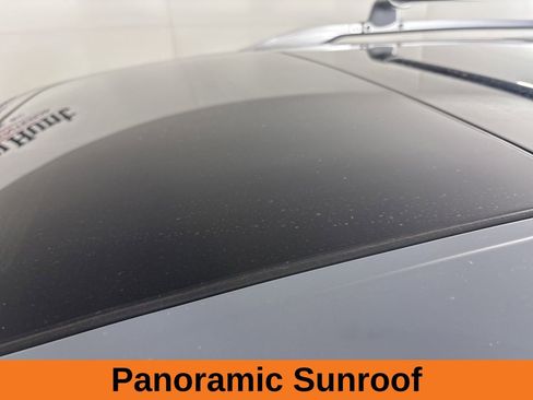 Used 2025 Nissan Pathfinder Platinum w/ Cargo Package image 8