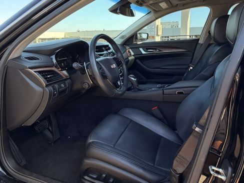 Used 2018 Cadillac CTS Luxury RWD image 10