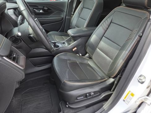 Used 2022 GMC Terrain AT4 w/ Infotainment Package II AWD/4WD image 37