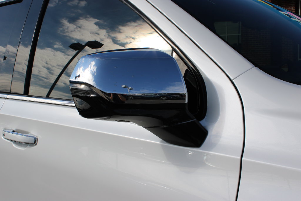 Used 2022 Chevrolet Tahoe Premier AWD/4WD image 2