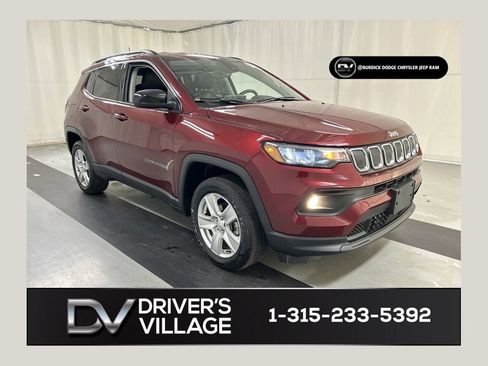 Used 2022 Jeep Compass Latitude w/ Convenience Group image 1