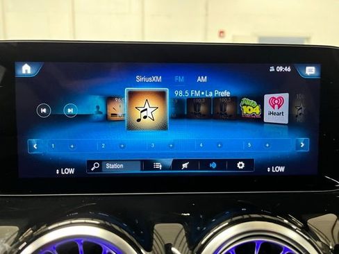 Used 2023 Mercedes-Benz GLA 250 4MATIC w/ Premium Package image 13