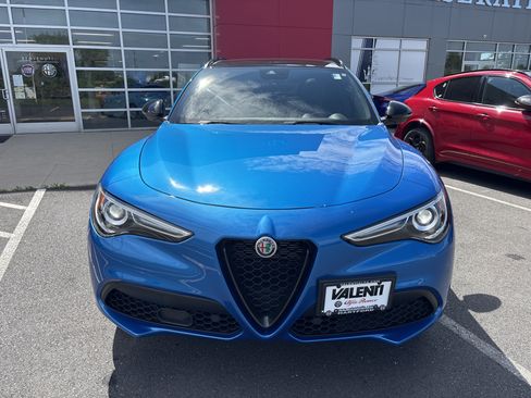 Certified 2023 Alfa Romeo Stelvio Veloce AWD/4WD image 12