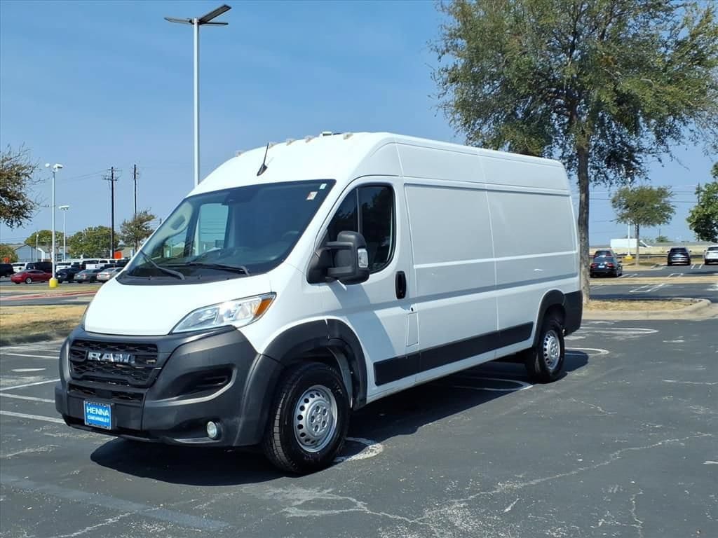 Used 2024 RAM ProMaster 2500 w/ Convenience Group FWD image 12