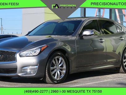 Used 2017 INFINITI Q70 3.7