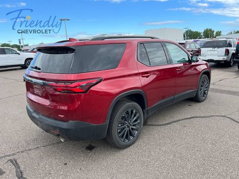 Used 2023 Chevrolet Traverse RS w/ LPO, Floor Liner Package AWD/4WD image 3