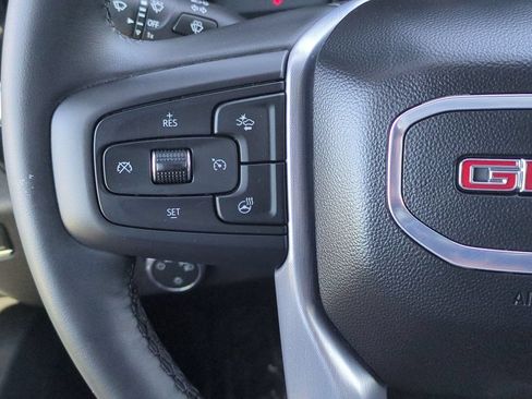 Certified 2026 GMC Sierra 1500 SLE w/ Preferred Package AWD/4WD image 12