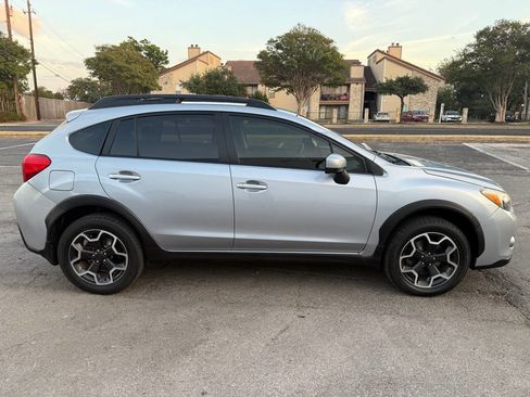 Used 2015 Subaru Crosstrek 2.0i Premium w/ Moonroof Package image 5