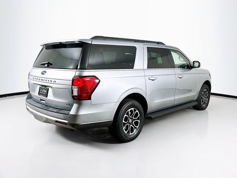 Used 2024 Ford Expedition Max XLT image 9