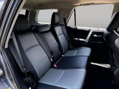 Used 2023 Toyota 4Runner SR5 Premium w/ Moonroof Package RWD image 20