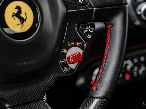 Used 2015 Ferrari 458 Italia Coupe RWD image 52