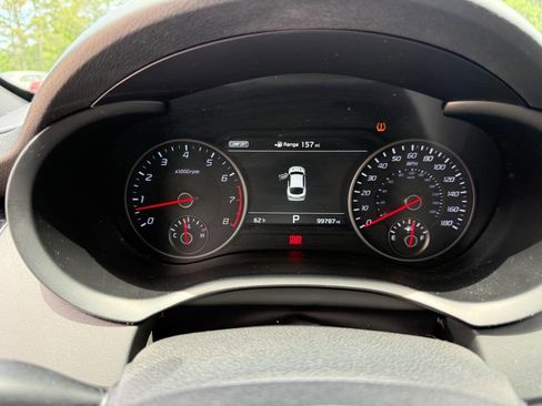 Used 2018 Kia Stinger GT1 RWD image 15