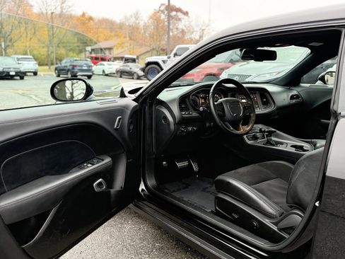 Used 2023 Dodge Challenger R/T Scat Pack w/ Plus Package image 20