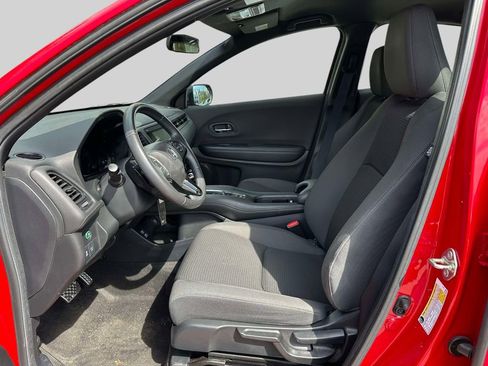 Used 2019 Honda HR-V Sport image 13