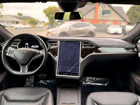 Used 2016 Tesla Model S 75 RWD image 10