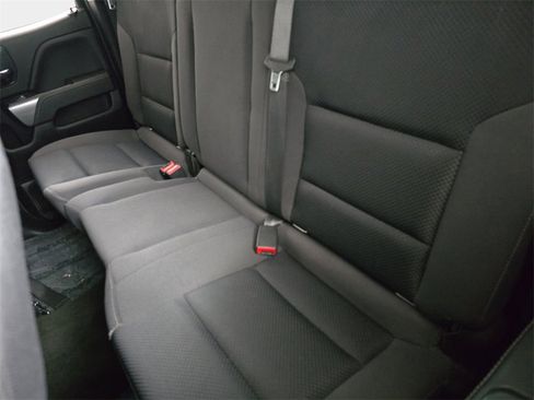 Used 2018 Chevrolet Silverado 1500 LT image 16