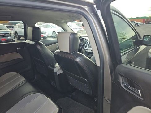 Used 2011 GMC Terrain SLT image 15