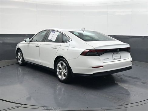 Used 2023 Honda Accord LX image 6