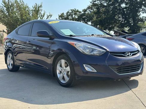 Used 2013 Hyundai Elantra GLS w/ Preferred Pkg FWD image 4
