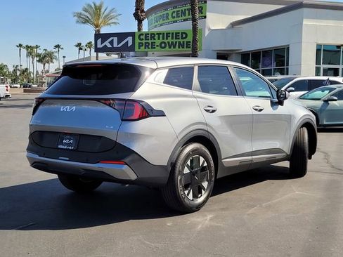 New 2026 Kia Sportage LX image 5