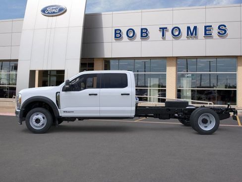 New 2026 Ford F450 XL w/ XL Chrome Package image 3