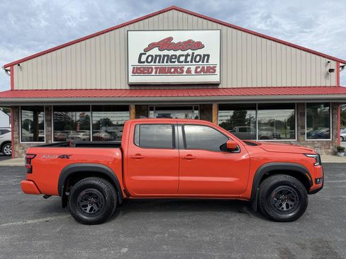 Used 2025 Nissan Frontier PRO-4X w/ Interior Protection Package AWD/4WD image 3