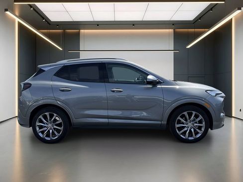 Certified 2024 Buick Encore GX Avenir w/ Avenir Technology Package FWD image 8