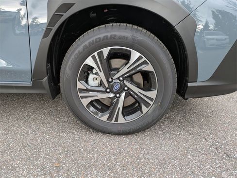 Certified 2025 Subaru Crosstrek 2.0i Premium image 10