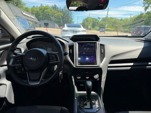 Used 2019 Subaru Impreza 2.0i Premium AWD/4WD image 12