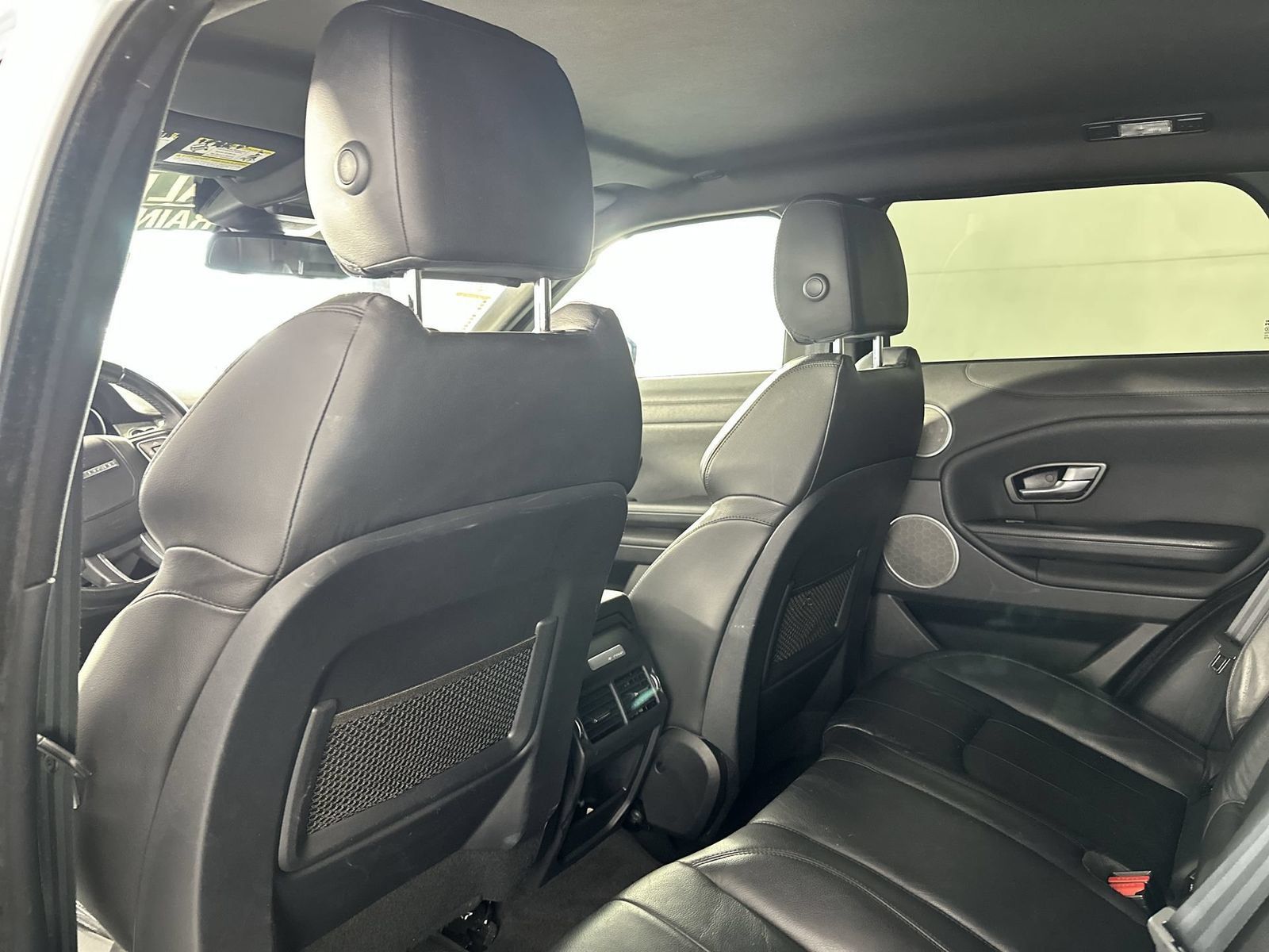Used 2017 Land Rover Range Rover Evoque SE AWD/4WD image 24
