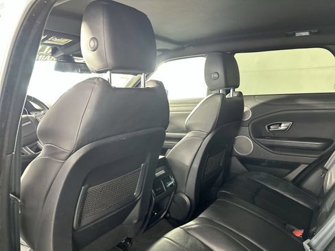 Used 2017 Land Rover Range Rover Evoque SE AWD/4WD image 24