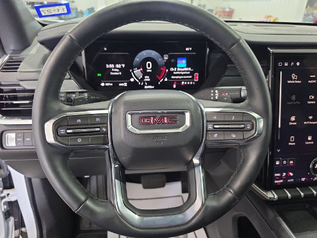 Used 2026 GMC Acadia Elevation w/ Elevation Premium Package AWD/4WD image 18