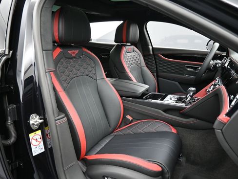 Certified 2024 Bentley Flying Spur W12 AWD/4WD image 33