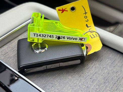 New 2026 Volvo XC90 B6 Ultra image 21