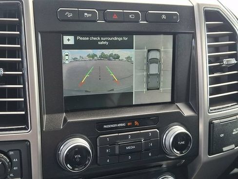 Certified 2018 Ford F150 Platinum w/ Equipment Group 701A Luxury AWD/4WD image 20