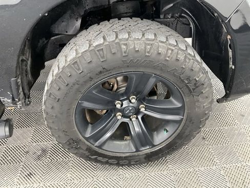 Used 2018 RAM 1500 Sport w/ Sport Premium Group image 29