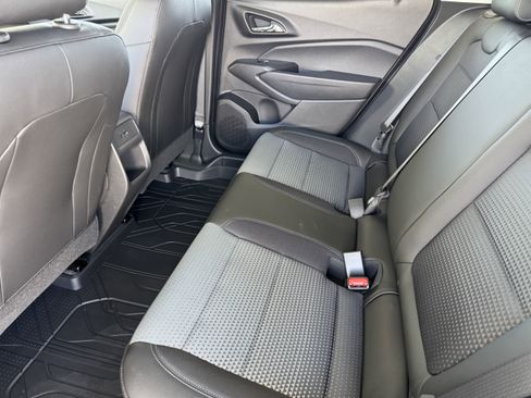 New 2025 Chevrolet Trax LT w/ LT Convenience Package image 14