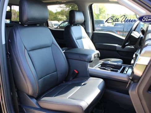 New 2026 Ford F350 Lariat w/ Black Appearance Package image 7