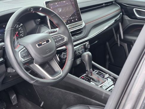 Used 2022 Jeep Compass Trailhawk w/ Trailhawk Convenience Group image 32