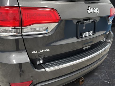 Used 2018 Jeep Grand Cherokee Limited AWD/4WD image 37