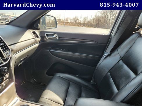 Used 2020 Jeep Grand Cherokee Limited image 16