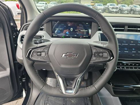 New 2027 Chevrolet Bolt LT w/ Comfort Package FWD image 24