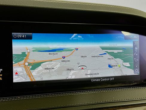 Used 2020 Mercedes-Benz S 560 Sedan image 22