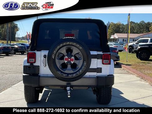 Used 2017 Jeep Wrangler Freedom Edition image 6