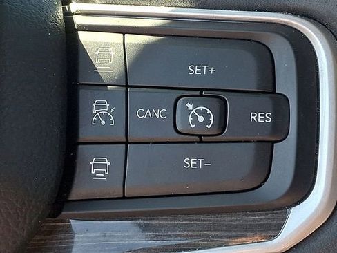 Used 2022 Jeep Wagoneer Series II image 22